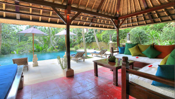 Villa Alamanda - Cool and restful pool bale